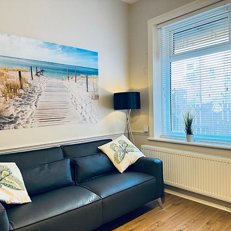 Rockcliffe Retreat, Stylish Coastal Apartment Whitley Bay Exteriör bild